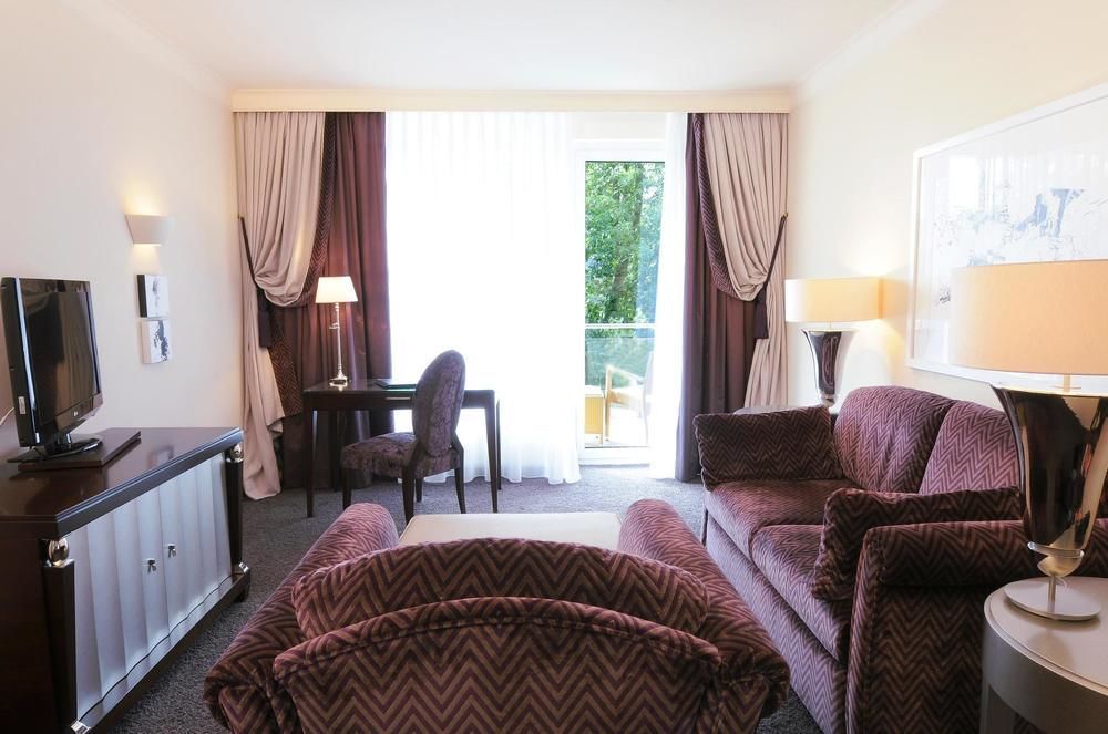 Bernstein Hotel Villa Kastania Berlin Exterior foto
